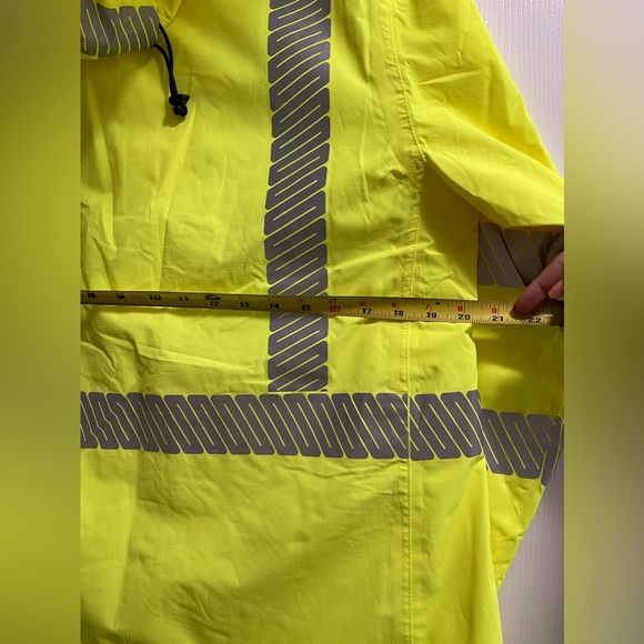 Women’s Radians Hi-Vis Rain jacket - Picture 6 of 13